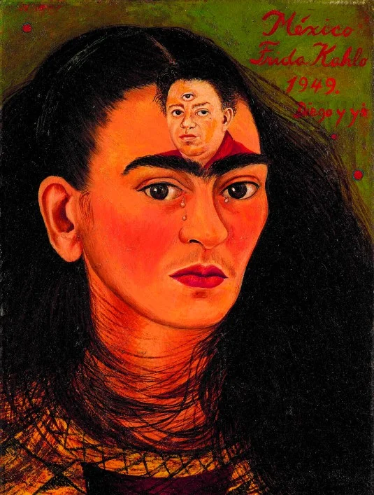 Frida Kahlo con rostro de Diego Rivera pintado en su frente Frida Kahlo con rostro de Diego Rivera pintado en su frente